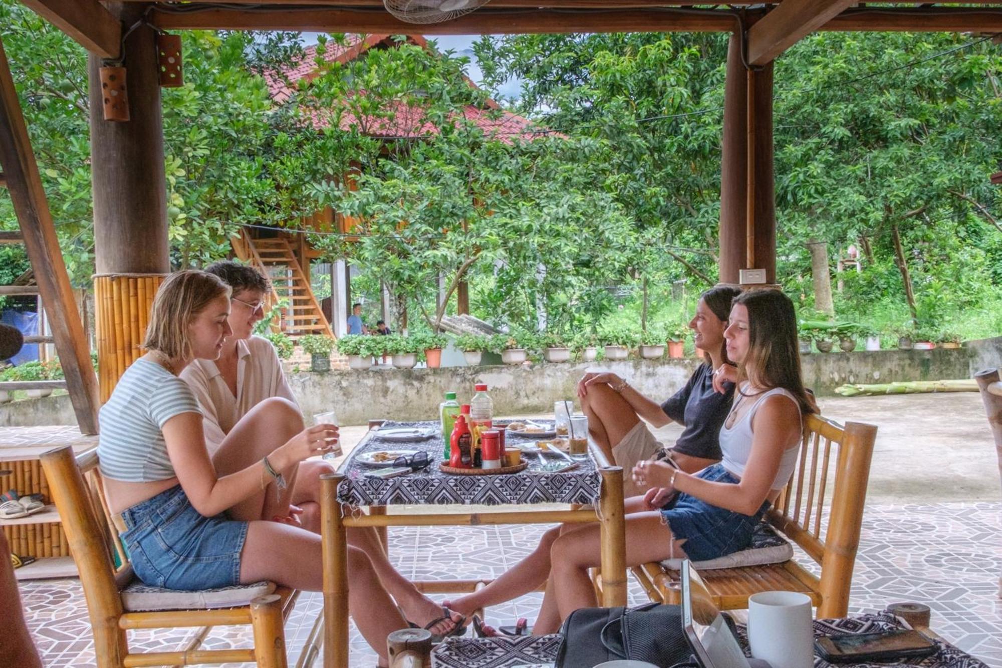 Nha Tan - Mai Chau Homestay And Tours Экстерьер фото