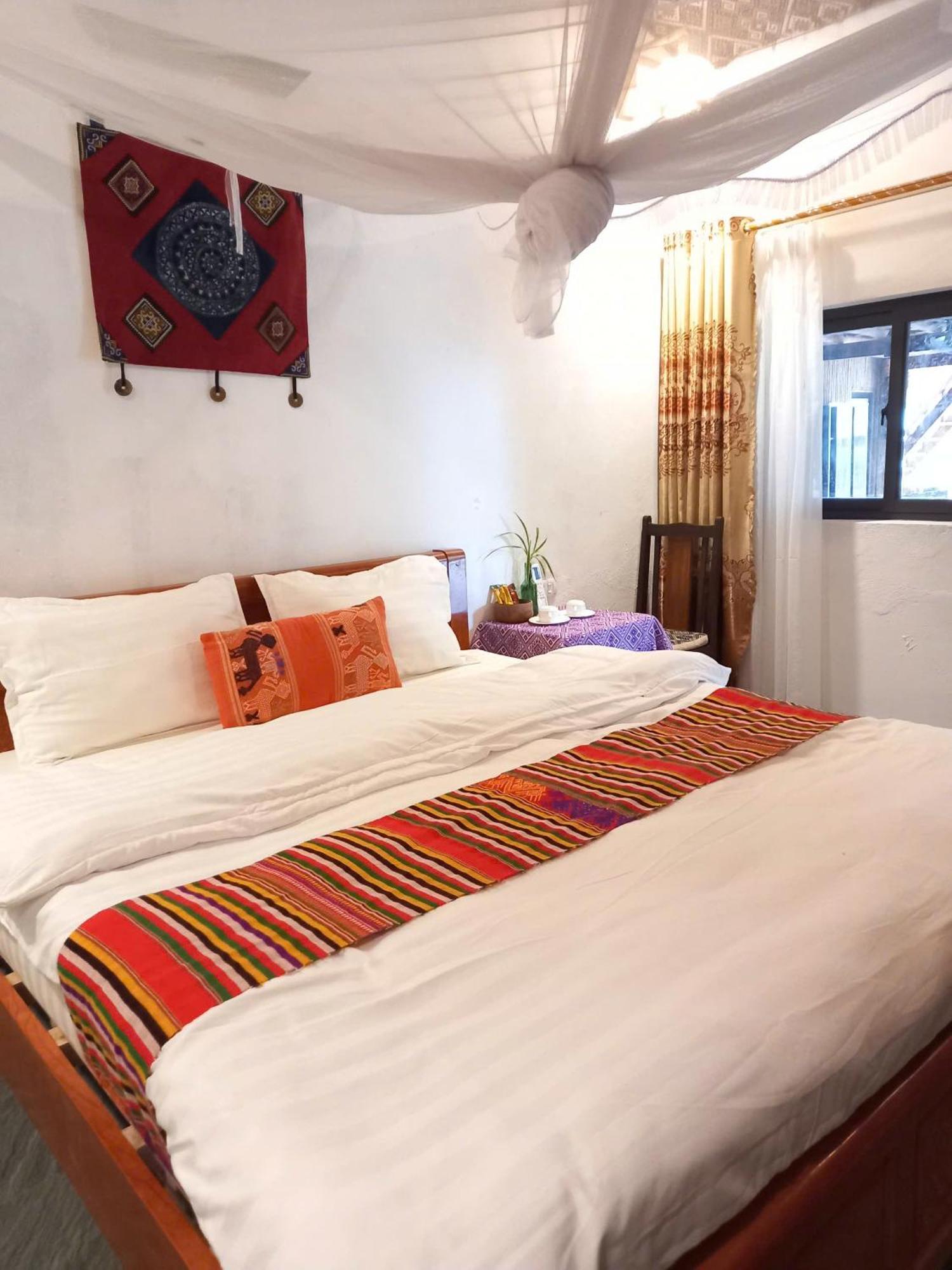 Nha Tan - Mai Chau Homestay And Tours Экстерьер фото